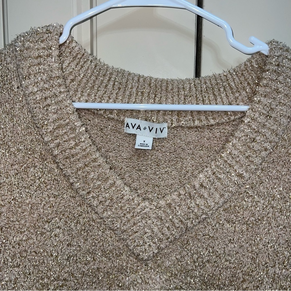 Ava & Viv Khaki and Sparkly Gold Tinsel V-Neck Very Soft Sweater Size X/14W - Picture 2 of 12
